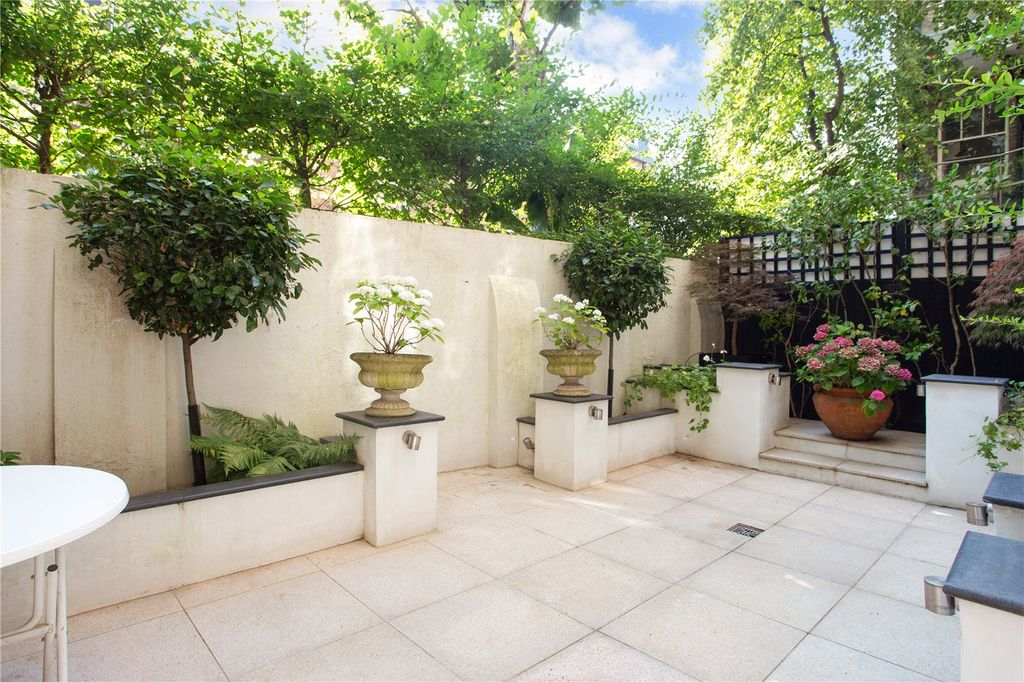 Property photo 1 of 13 Private Patio