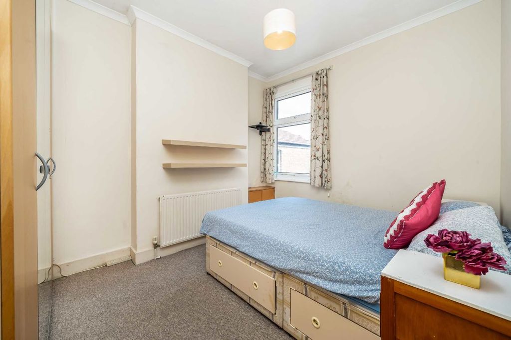 Property photo 3 of 3