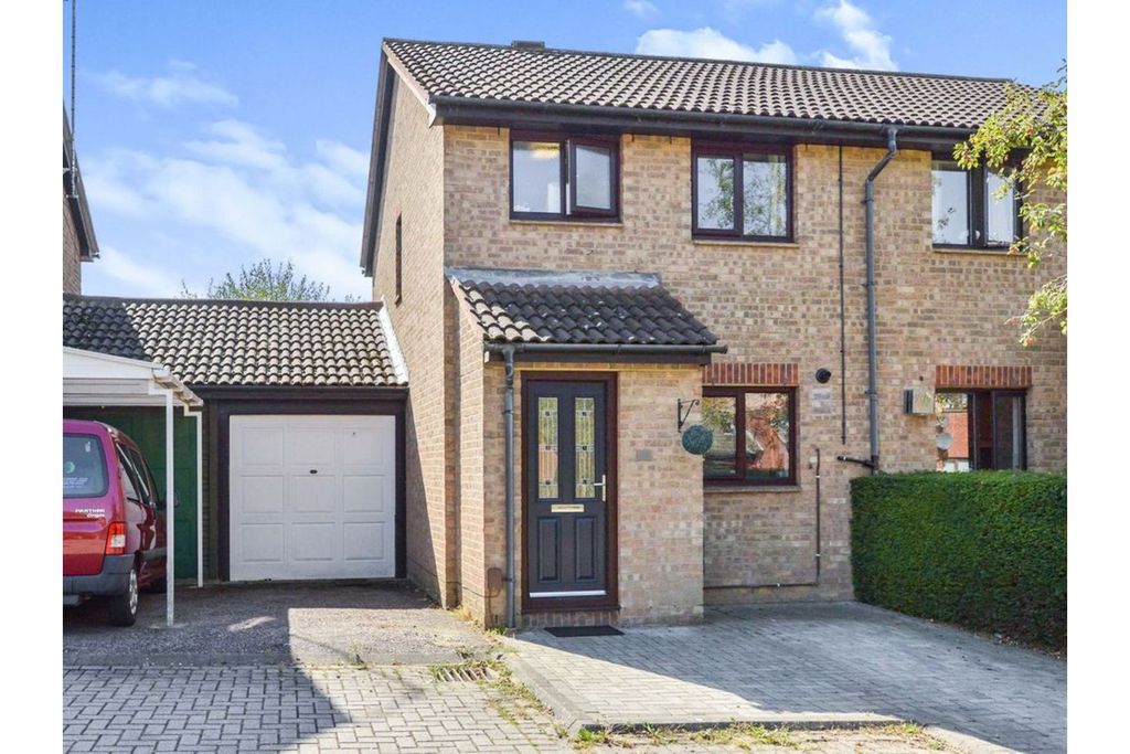 Property photo 1 of 12 Front