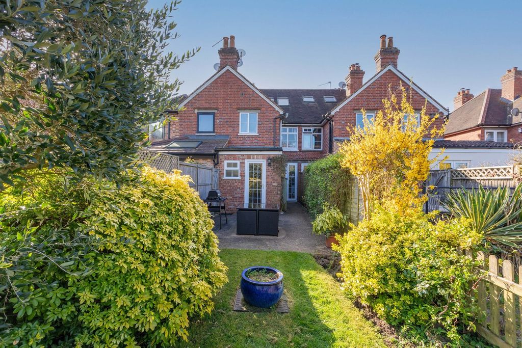 Property photo 2 of 16