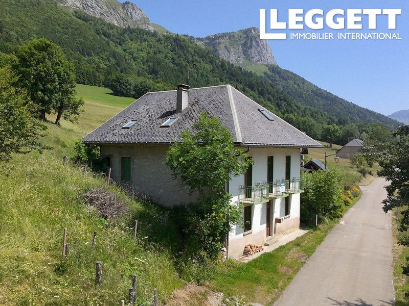 Property photo 3 of 10