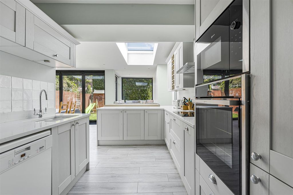 Property photo 1 of 12 Kitchen