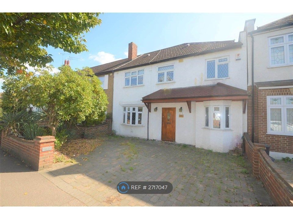 Property photo 1 of 18 Front