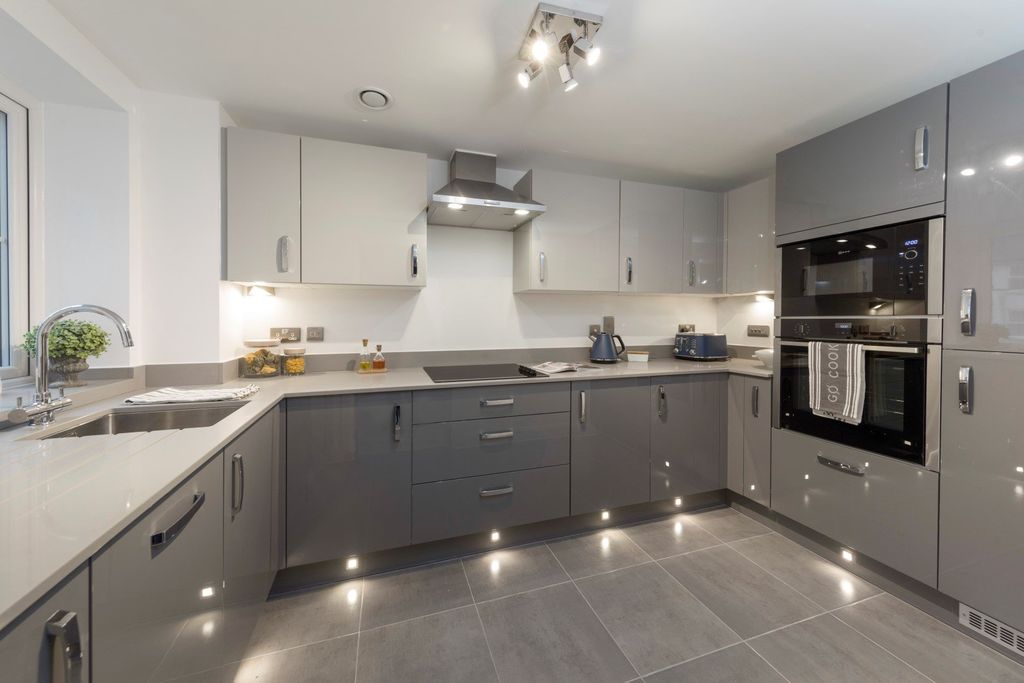 Property photo 2 of 11 Show Home Kitchen