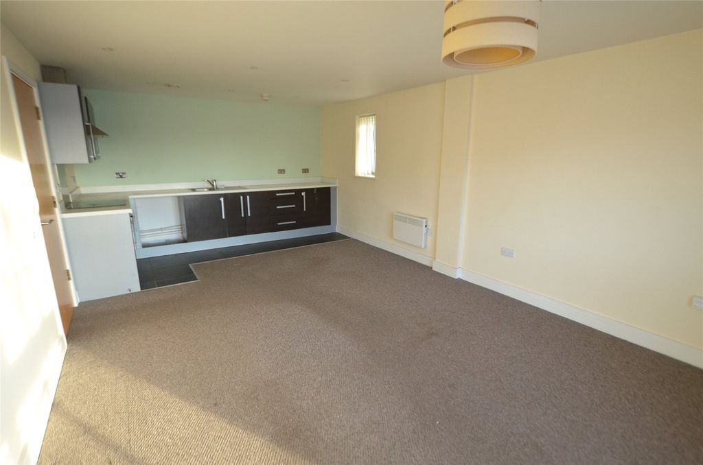Property photo 2 of 5 Picture No. 06