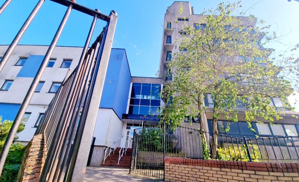 Property photo 1 of 11 Front