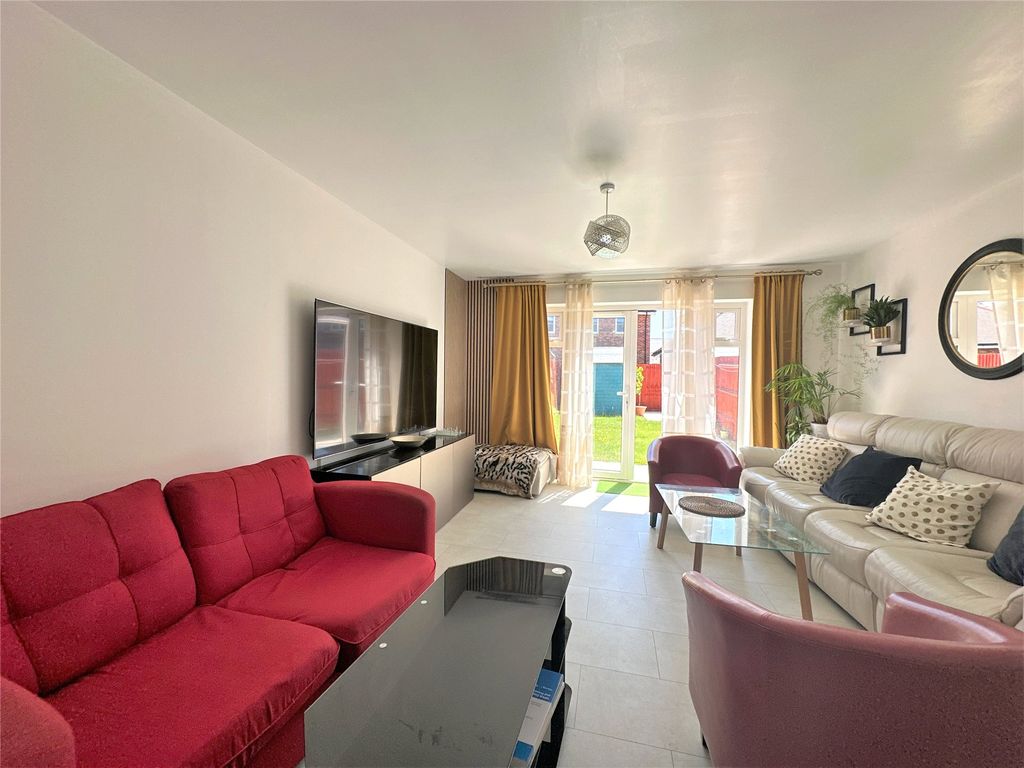 Property photo 2 of 11 Picture No. 05