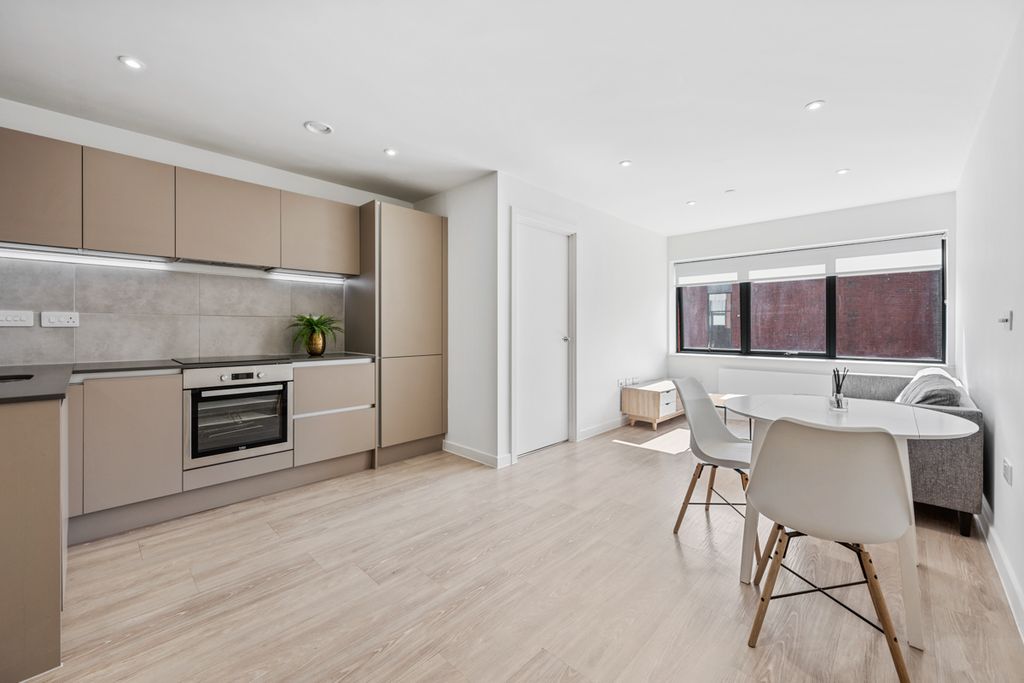 Property photo 2 of 6 1 Bedroom Vonder