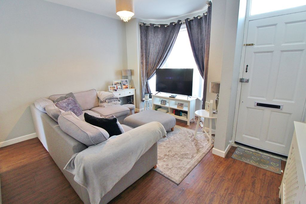 Property photo 2 of 13