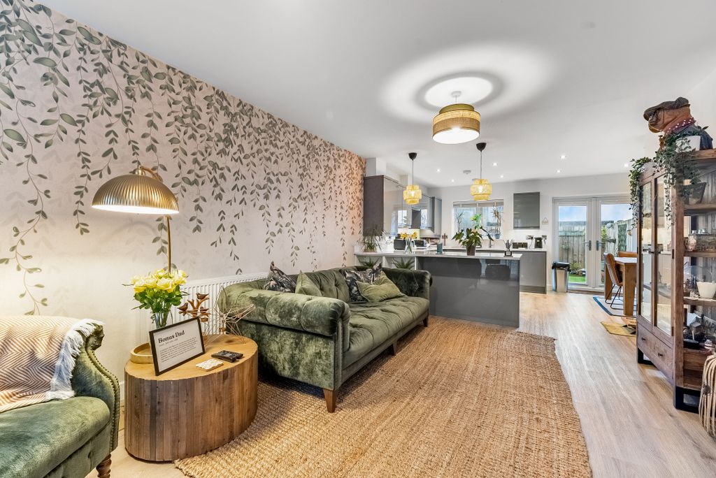 Property photo 3 of 15 3