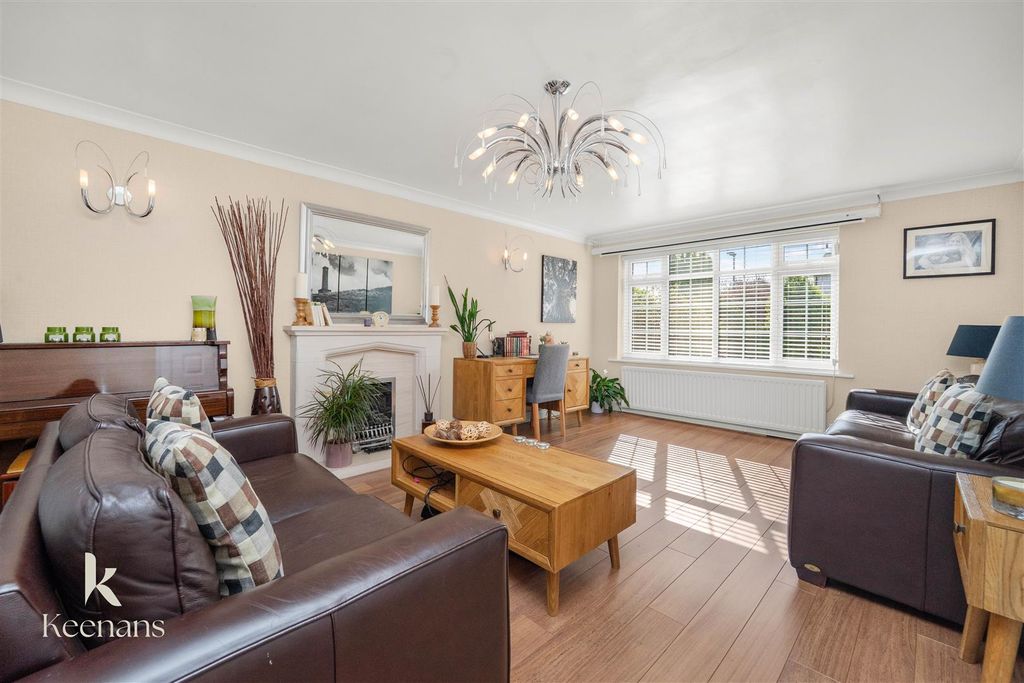 Property photo 3 of 58 2.Jpg