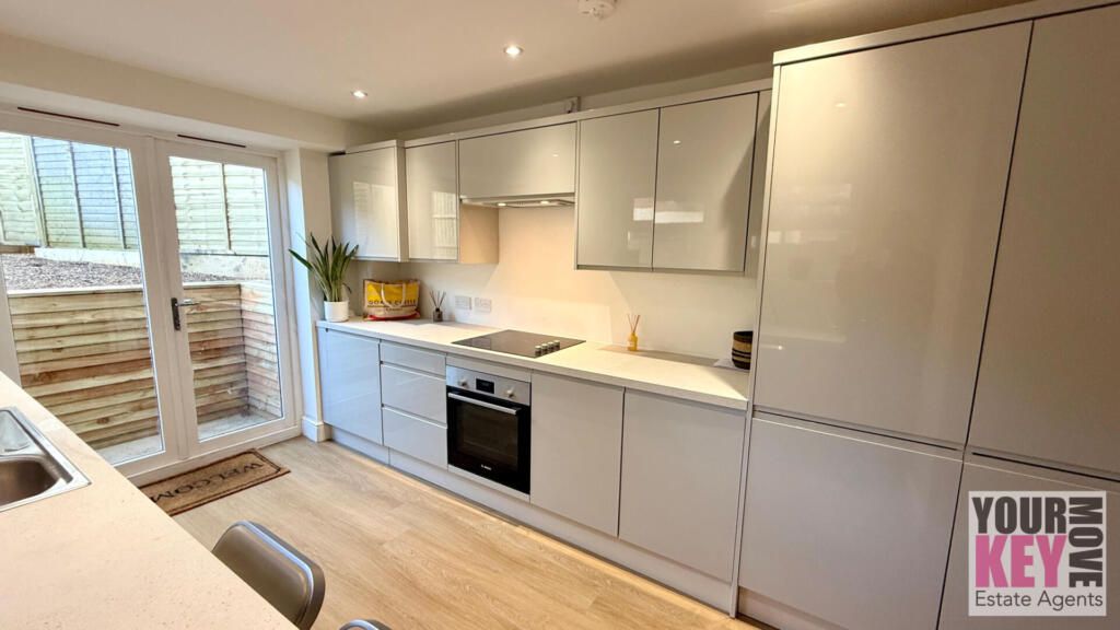 Property photo 2 of 26 Folkestone Estate Agents, Your Key Move - Victoria Road, Folkestone, Kent