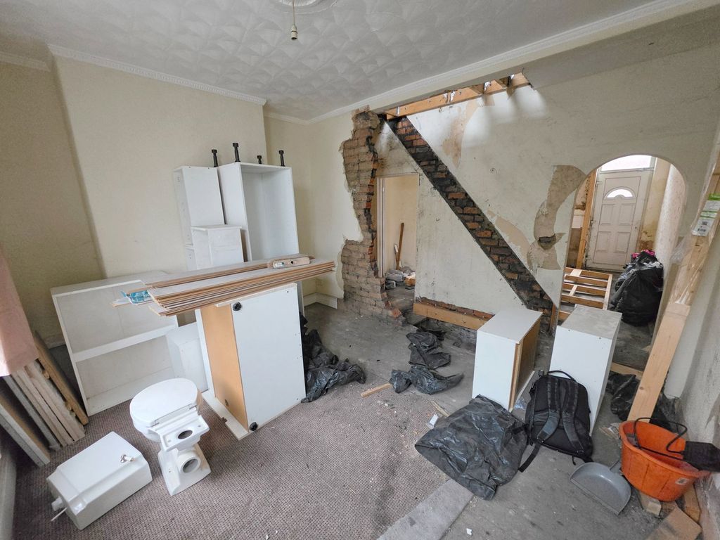 Property photo 3 of 3