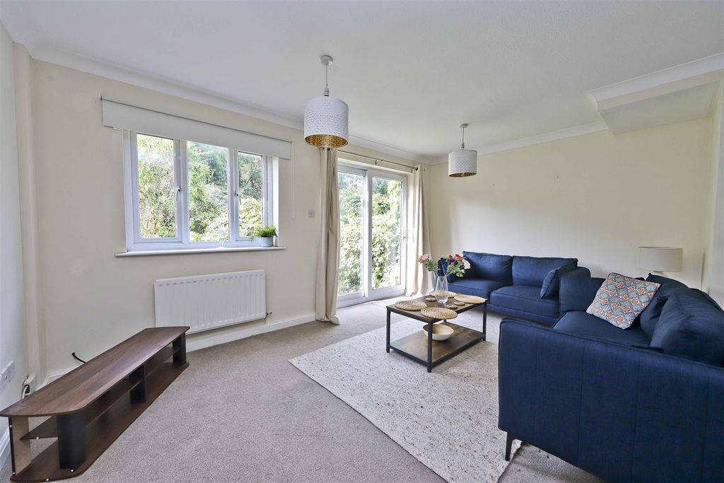 Property photo 3 of 12 Living Room