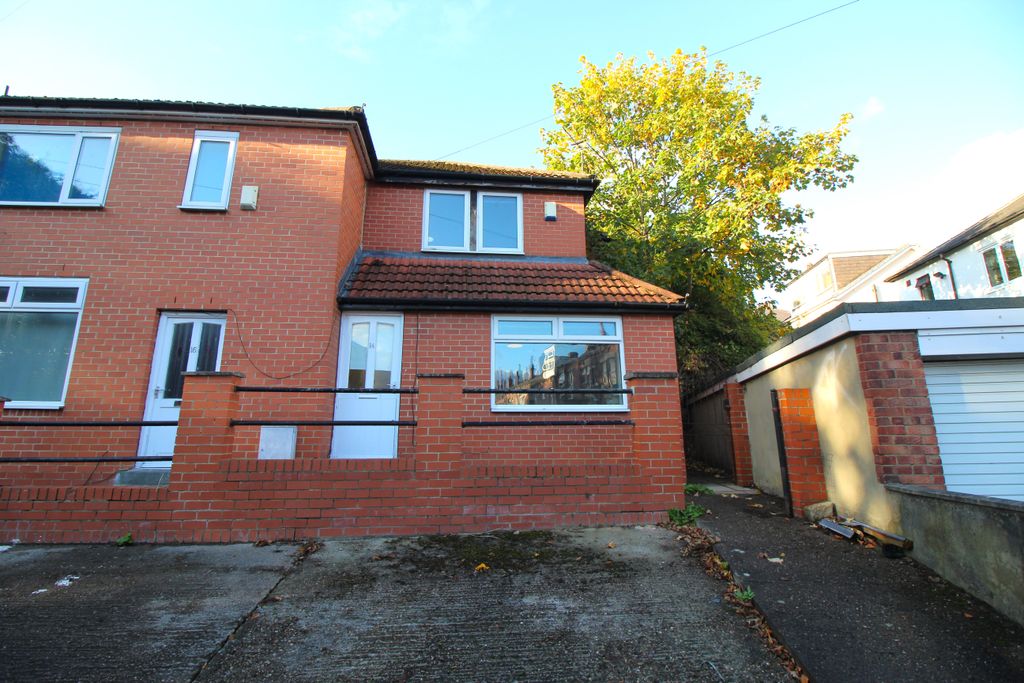 Property photo 1 of 8 Externa;l