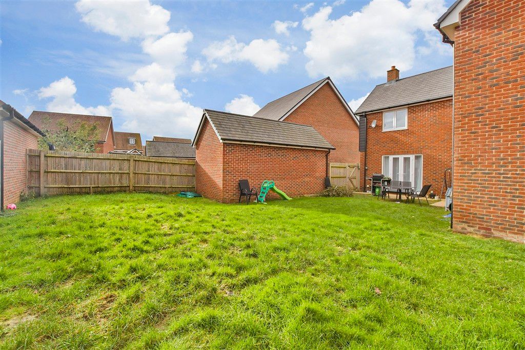 Property photo 2 of 7 Rear Garden