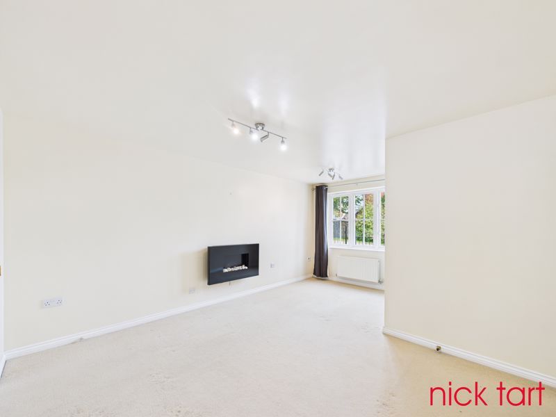 Property photo 2 of 17 Photo 18