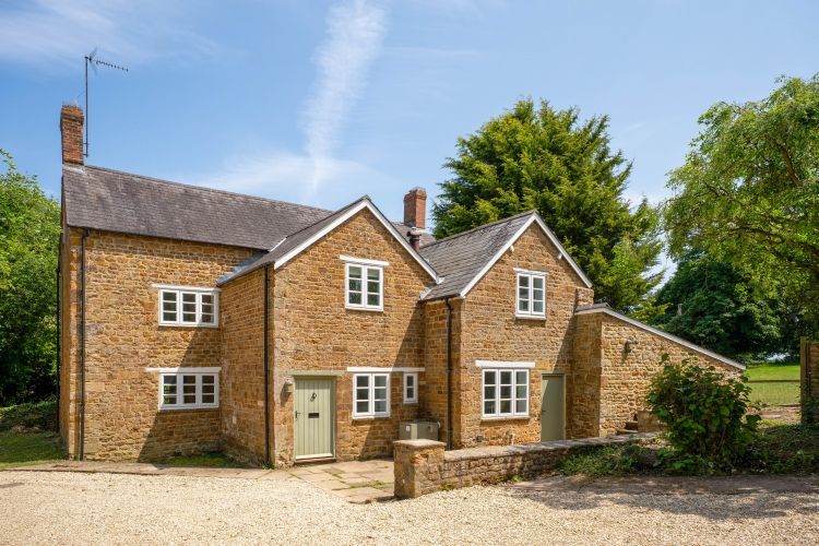 Property photo 1 of 11 1