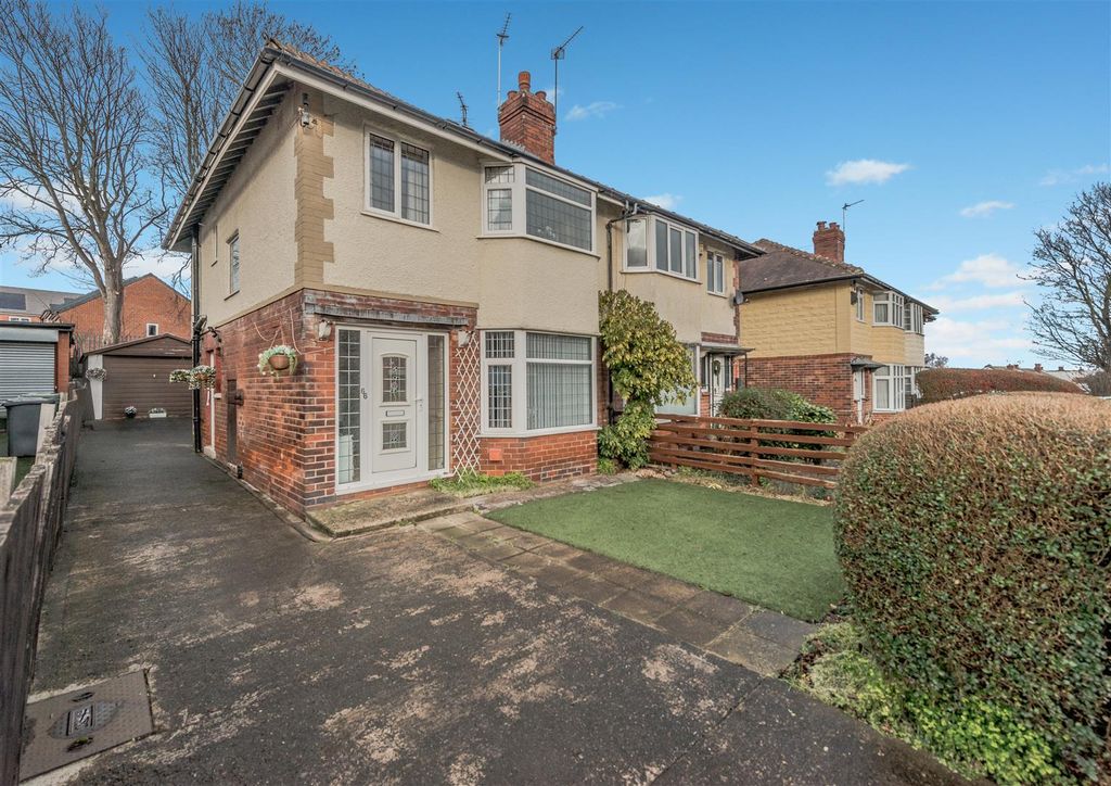 Property photo 1 of 23