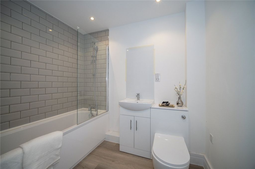 Property photo 3 of 5 Picture No. 07