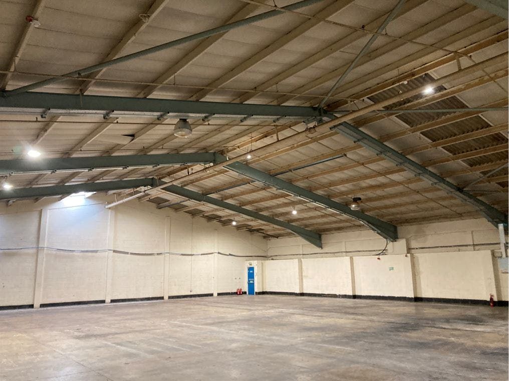 Property photo 2 of 6 Floor.Jpg