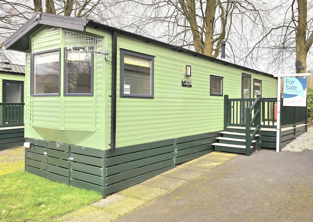 Property photo 1 of 7 Main Photo