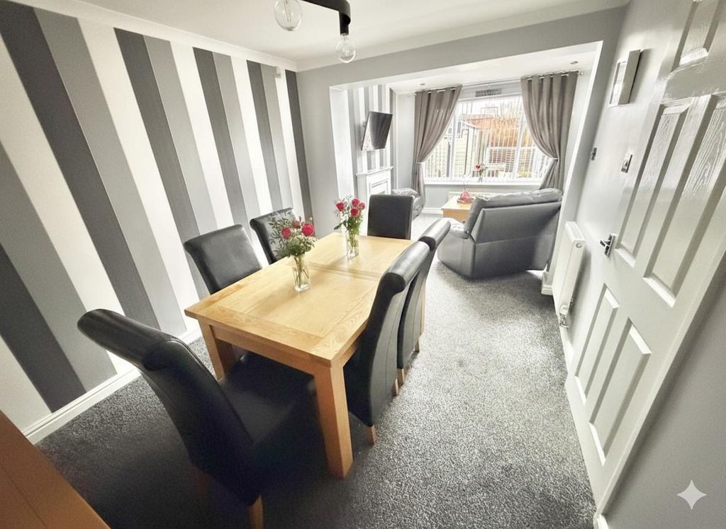 Property photo 2 of 30 Image 2