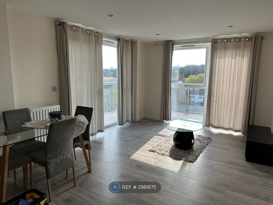 Property photo 3 of 7