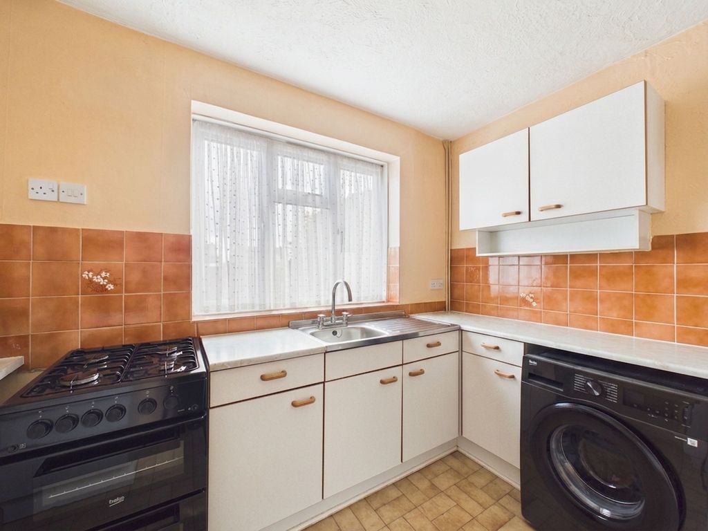Property photo 3 of 16