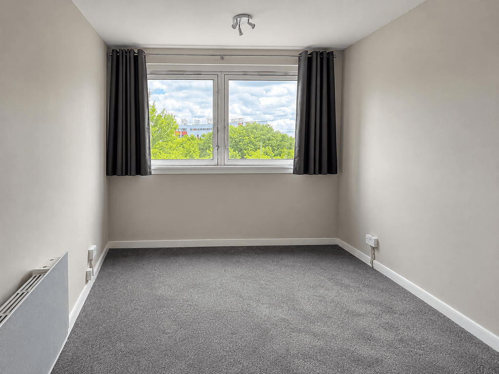 Property photo 1 of 16 1 Bed Flat For Sale Hornsey Road, London N7