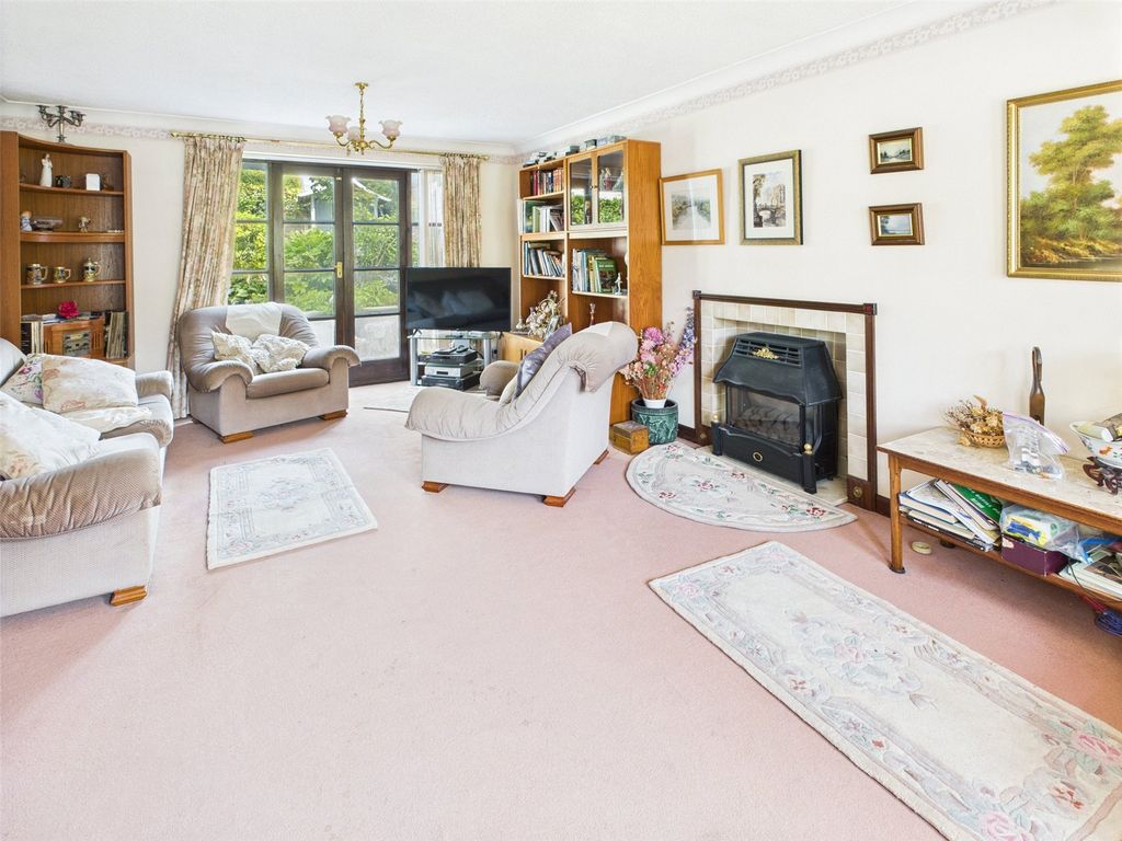 Property photo 2 of 12 Picture No. 01