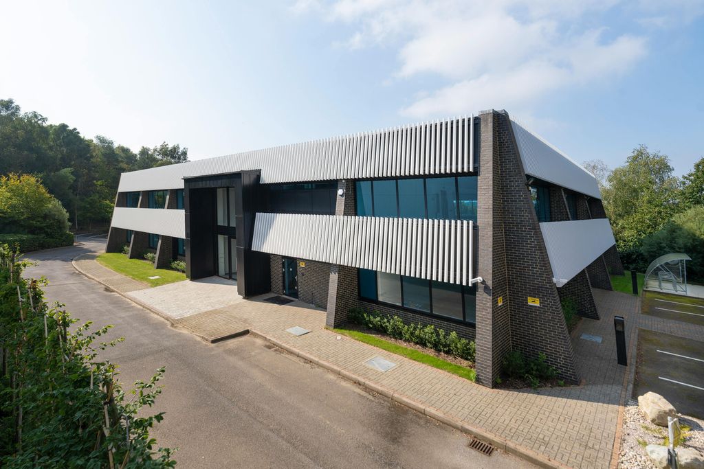 Property photo 1 of 19 Inca House Ashford .Jpg