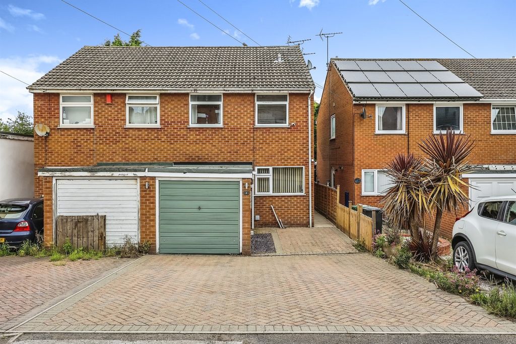 Property photo 1 of 15