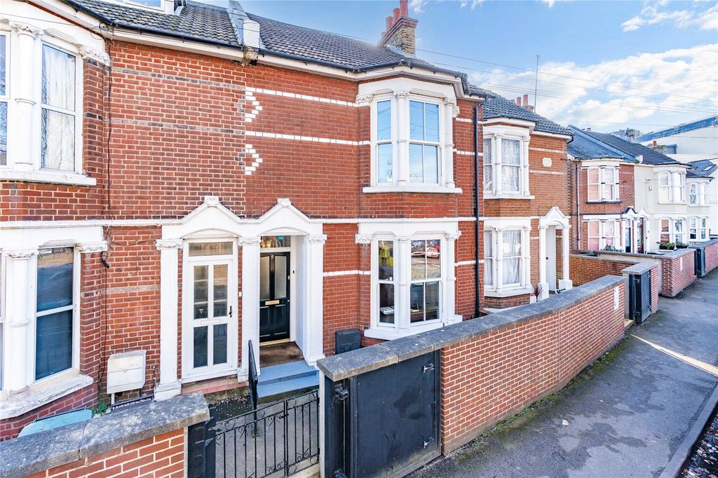 Property photo 1 of 23 Front