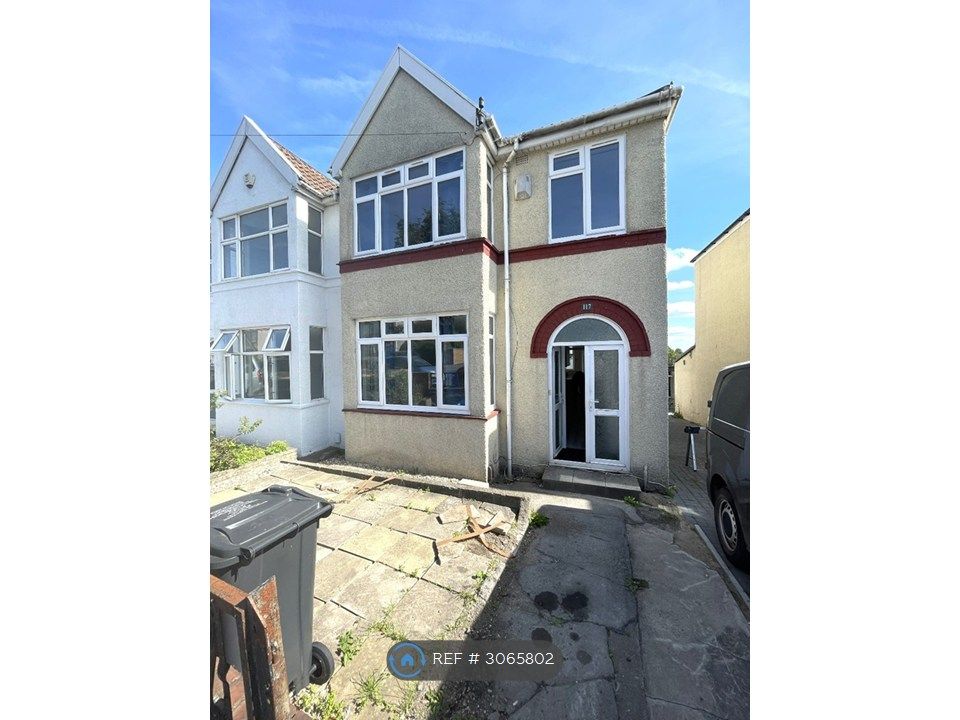 Property photo 2 of 14