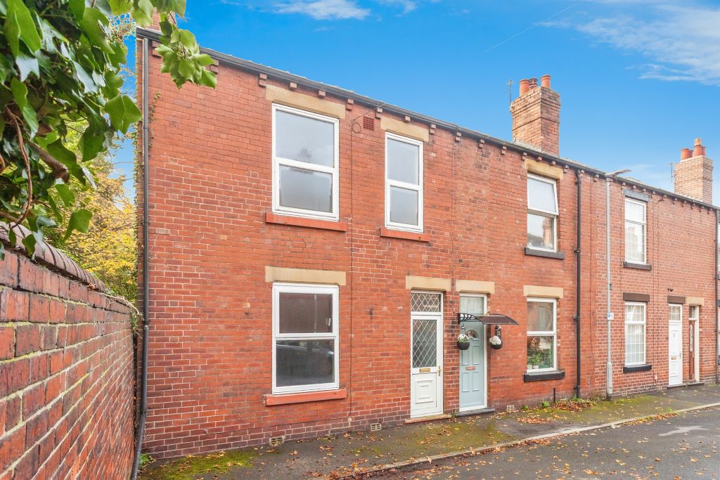 Property photo 2 of 17