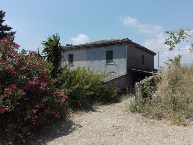 Property photo 1 of 20