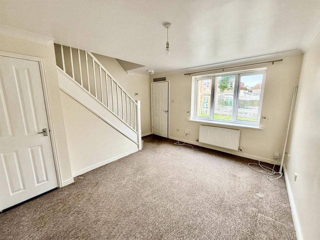 Property photo 2 of 12 52c506c7-39Fc-42A9-Ab61-2c6A5F68Ec26.Jpeg