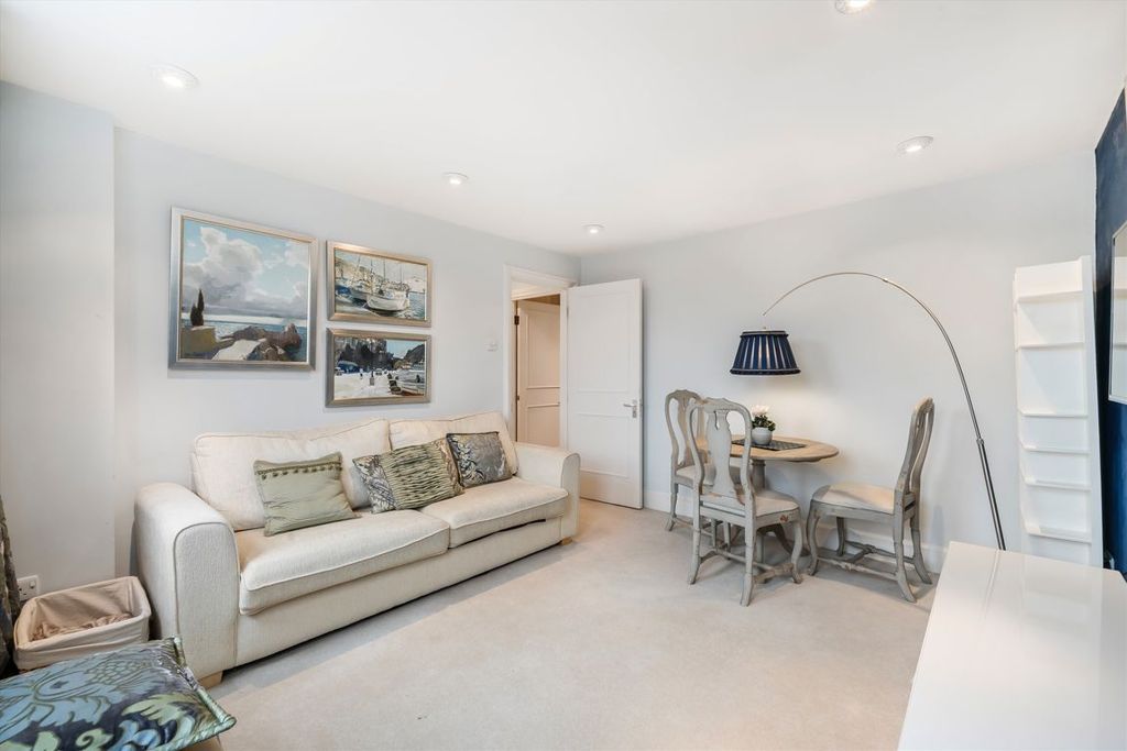 Property photo 2 of 4