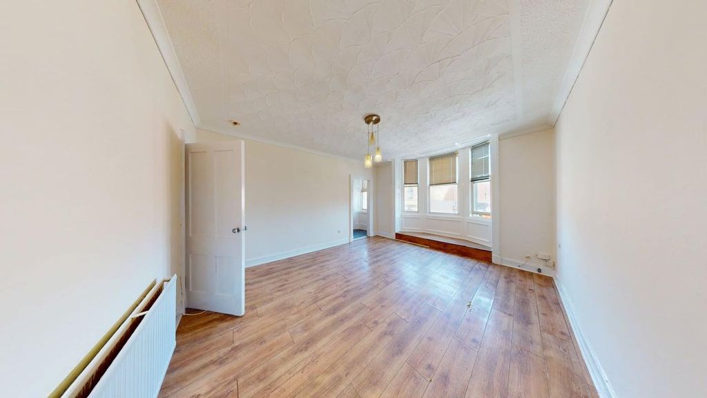 Property photo 3 of 14 18-Stewarton-Street-04102025_161430.Jpg