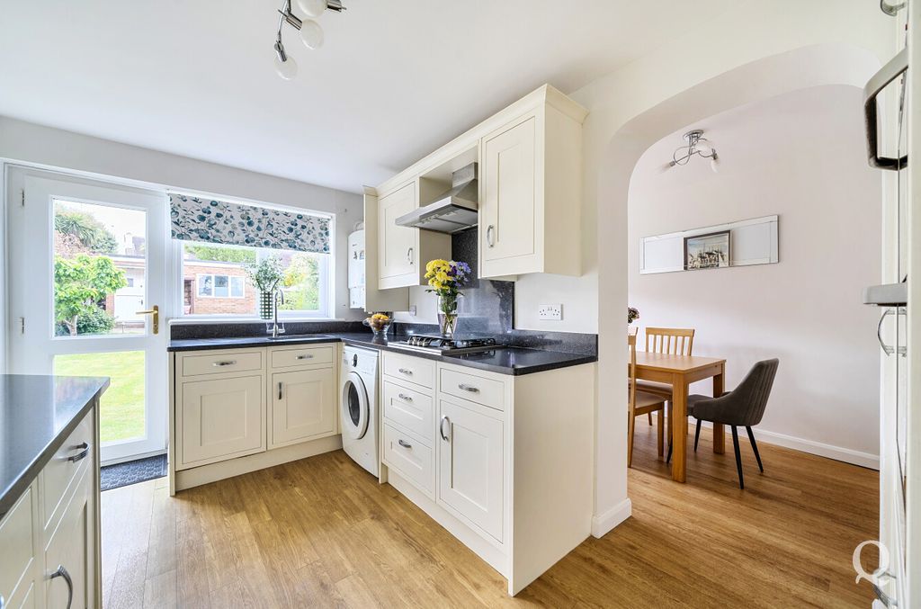 Property photo 3 of 24 8199E12B-14c8-400...