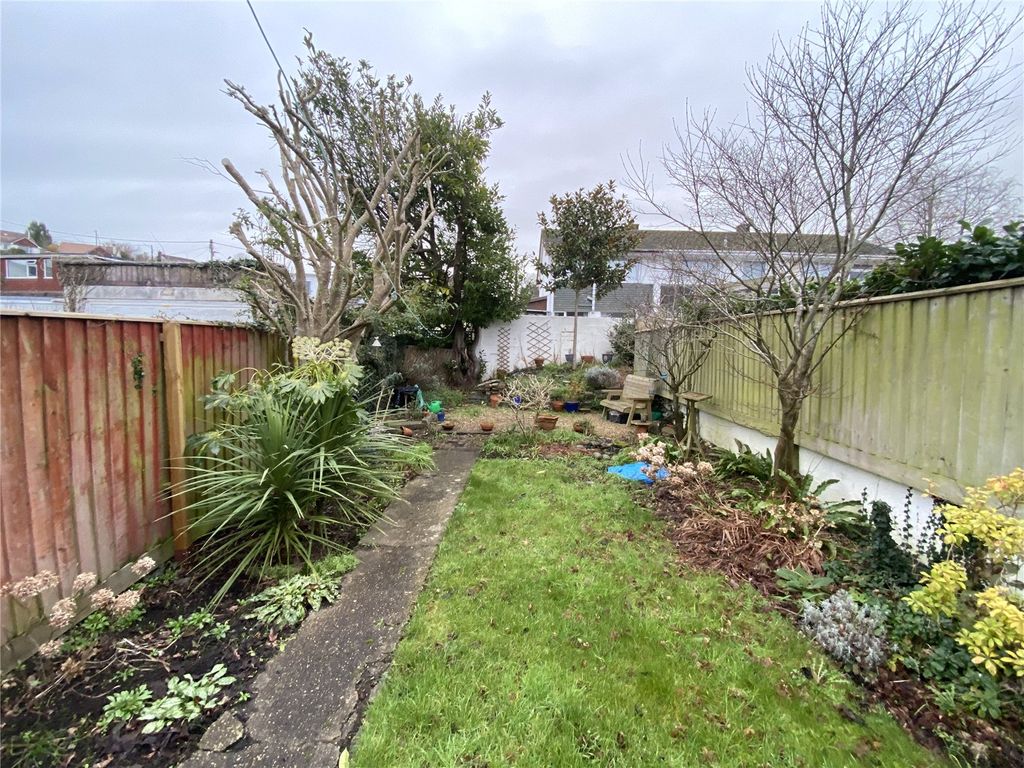 Property photo 3 of 16 Picture No. 08