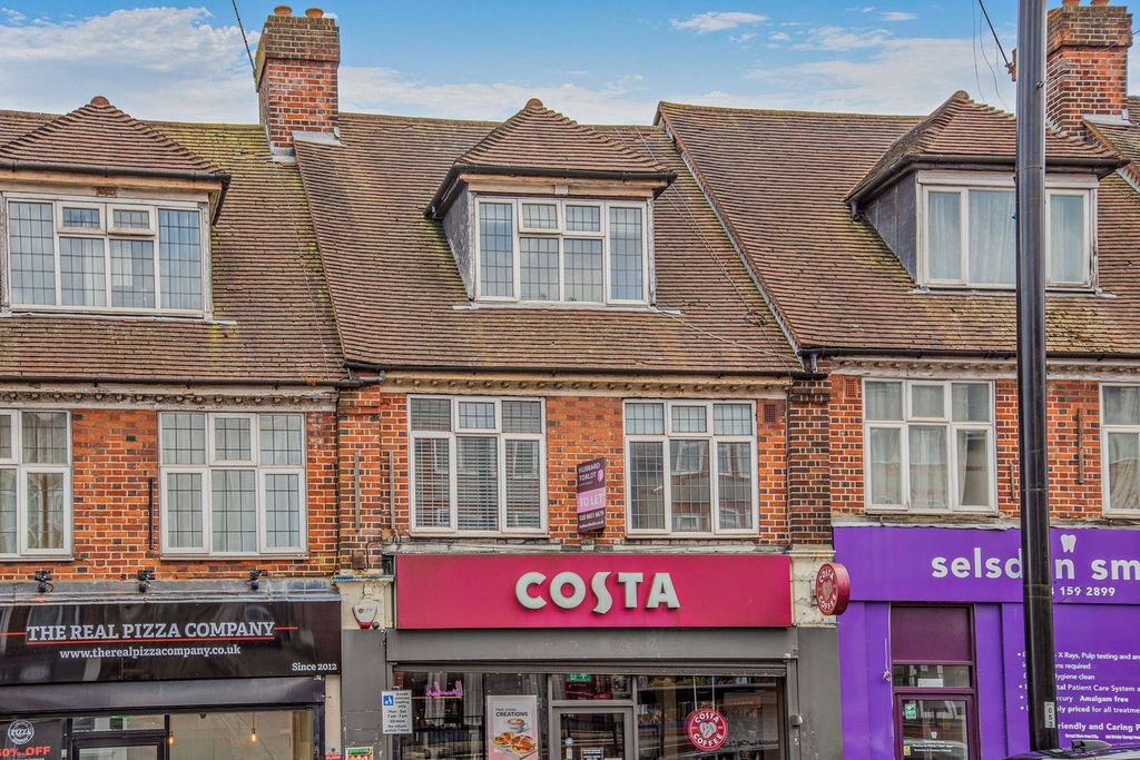 Property photo 1 of 25