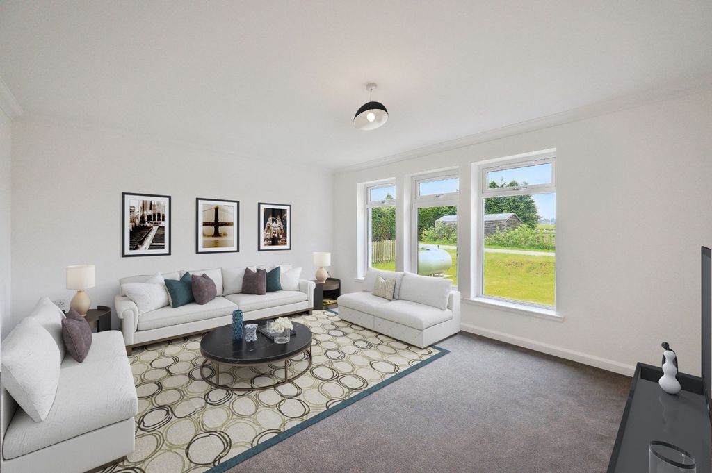 Property photo 2 of 29