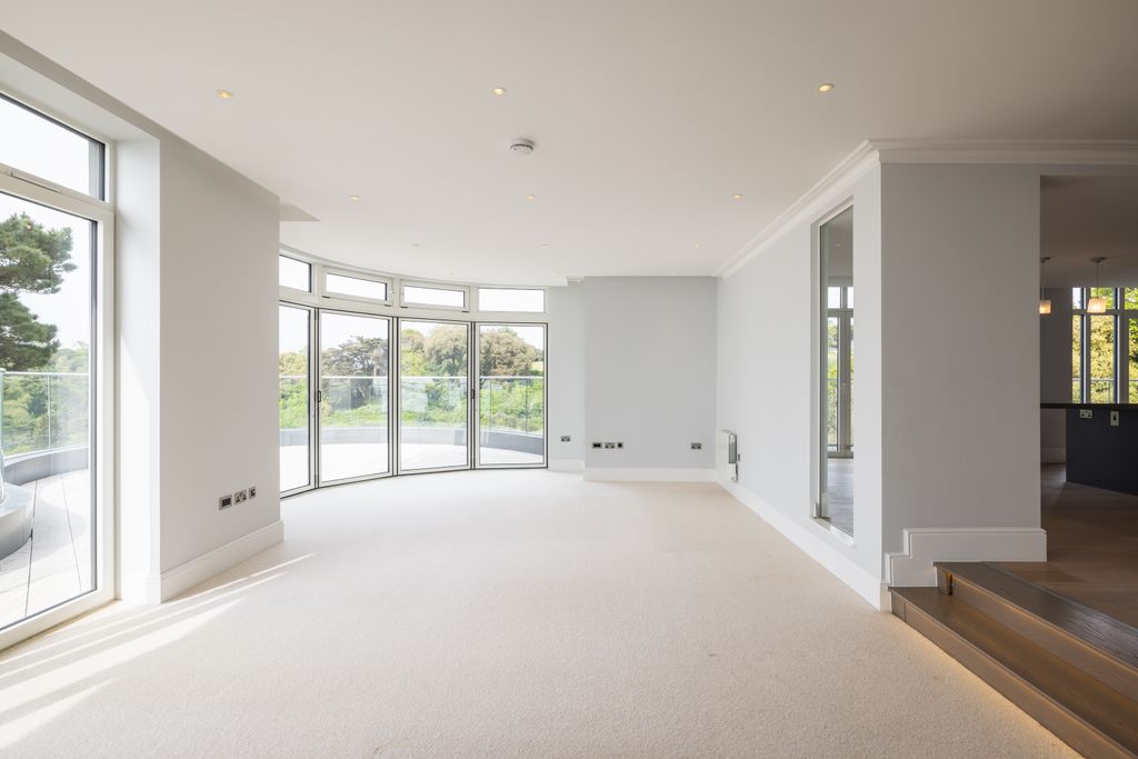 Additional image 13 of 3 bed flat to rentLe Mont De La Rocque, St. Brelade, Jersey JE3