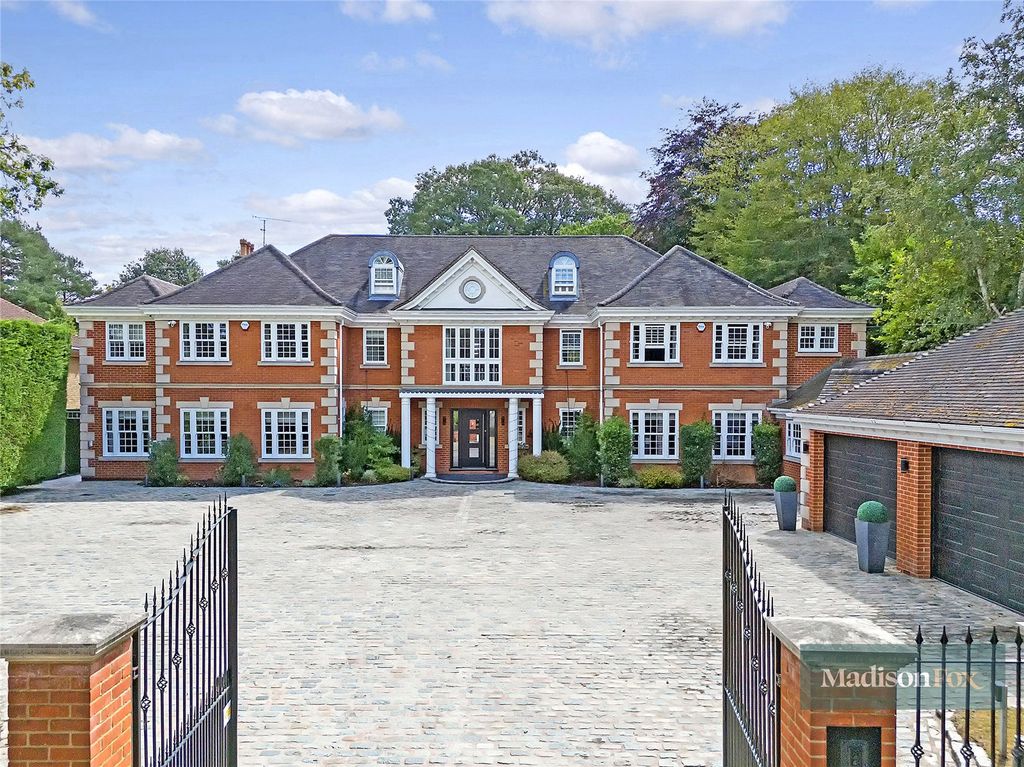 Property photo 1 of 65 Picture No. 01