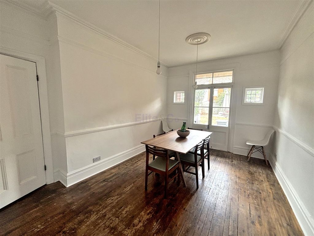 Property photo 3 of 19 Dining Room