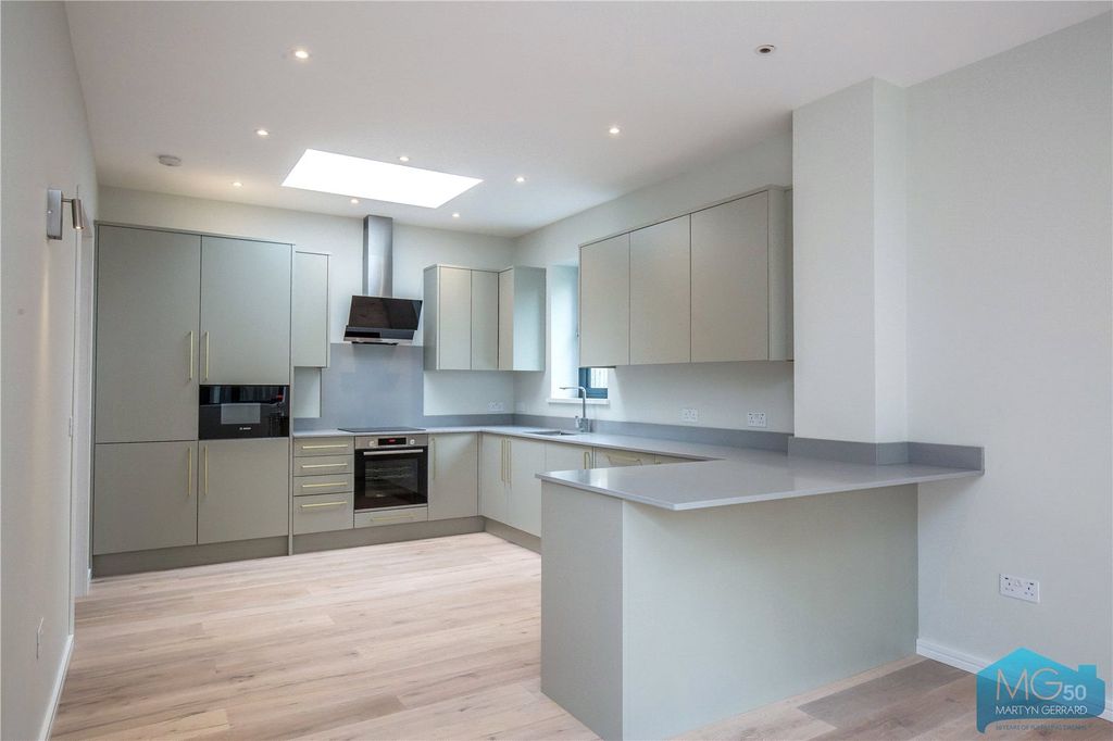 Property photo 1 of 17 Picture No. 56