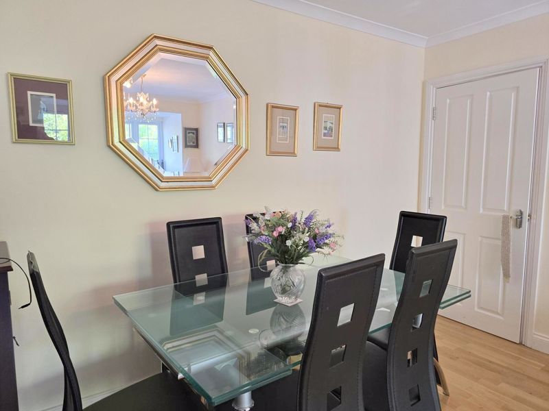 Additional image 15 of 2 bed flat for sale7 The Avenue, Hatch End HA5