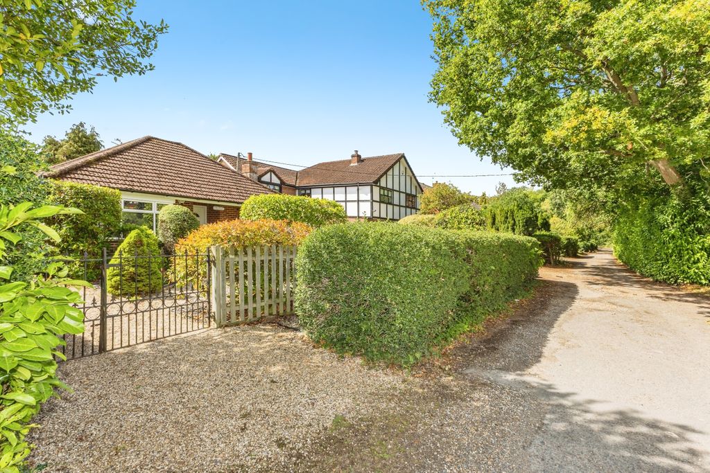 Property photo 1 of 20 Front View